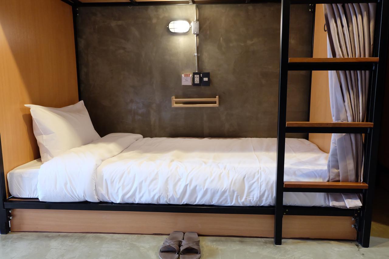 Sleepover Hostel Ban Bang Khwang Eksteriør billede